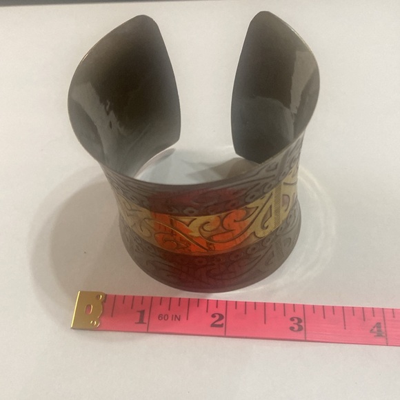 Cuff Bracelet - Picture 4 of 5